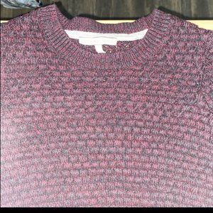 Size women's xs Victoria's secret maroon sweater, knit sweater